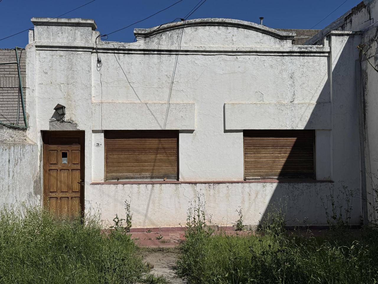 APTA CRÉDITO: CASA A RECICLAR A MTS DE AV. CASTRO BARROS. 120M2 CUBIERTOS. 362M2 TERRENO. — foto 4