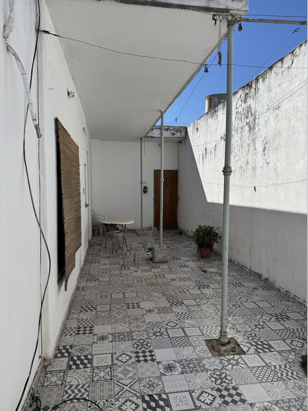 APTA CRÉDITO: CASA A RECICLAR A MTS DE AV. CASTRO BARROS. 120M2 CUBIERTOS. 362M2 TERRENO. — foto 42