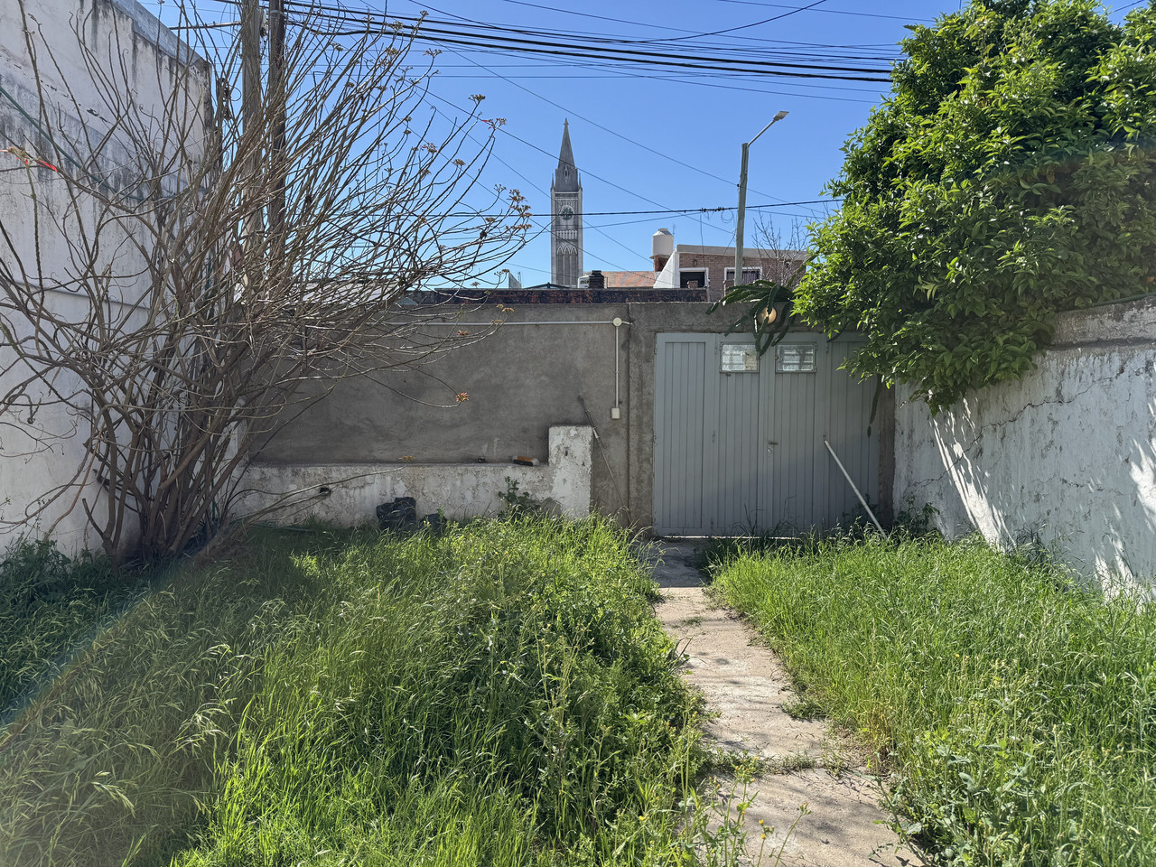 APTA CRÉDITO: CASA A RECICLAR A MTS DE AV. CASTRO BARROS. 120M2 CUBIERTOS. 362M2 TERRENO. — foto 8
