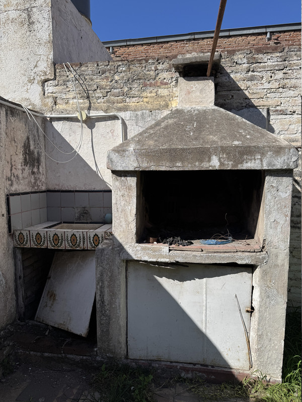 APTA CRÉDITO: CASA A RECICLAR A MTS DE AV. CASTRO BARROS. 120M2 CUBIERTOS. 362M2 TERRENO. — foto 49